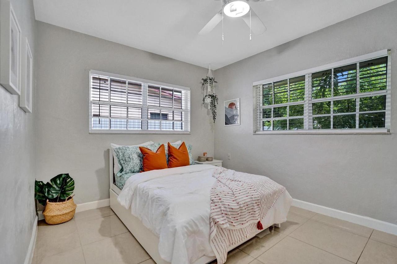 Luxury Rattan Getaway Villa Miami Exterior photo